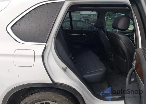 2015 BMW X5 xDrive35D z USA, uszkodzony, nr VIN 5UXKS4C5XF0N08193